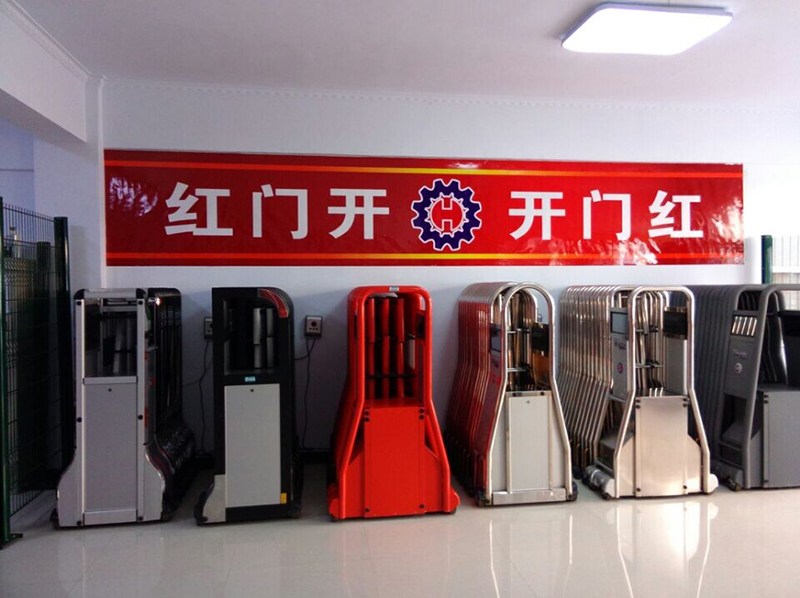 临河